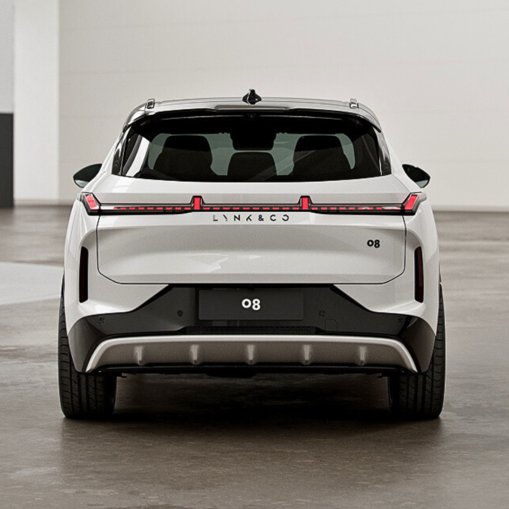 Lynk & Co 08, el coche que te hará enamorarte de la electrificación