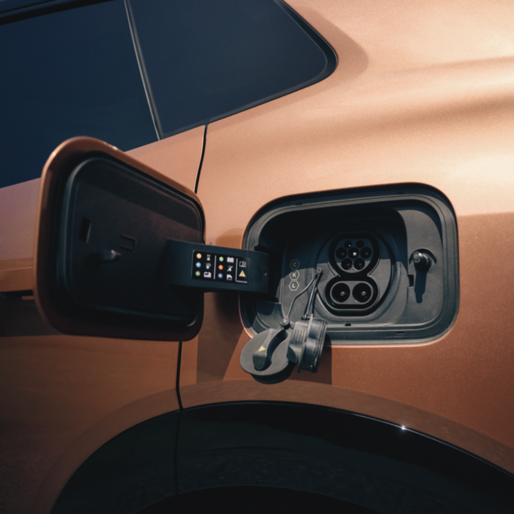 ¿Cuánto cuesta cargar un coche híbrido enchufable?